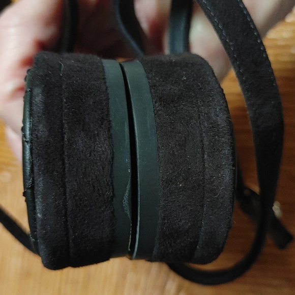 CHANEL Thongs Black Interlocking C Size 40 - Picture 8 of 15